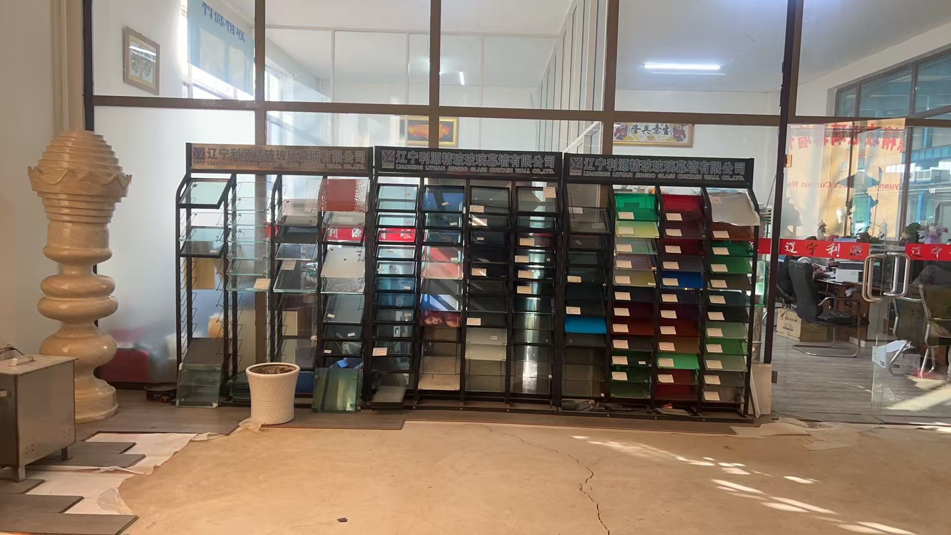 自贡市工程玻璃批量采购家用玻璃 - 价格